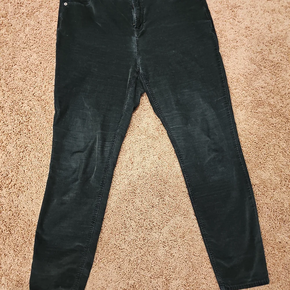 Old Navy Dark Green Denim Jeans - Picture 2 of 2